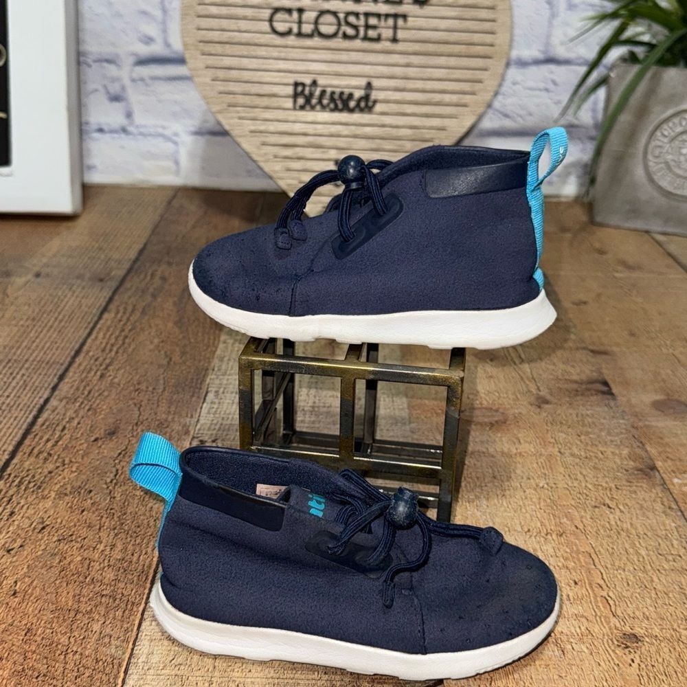 Native Kids AP Chukka Slip-On size 9